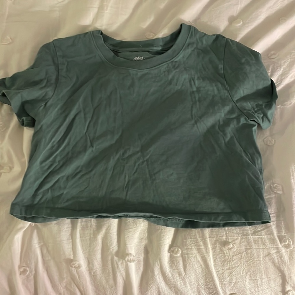 Urban cropped tee